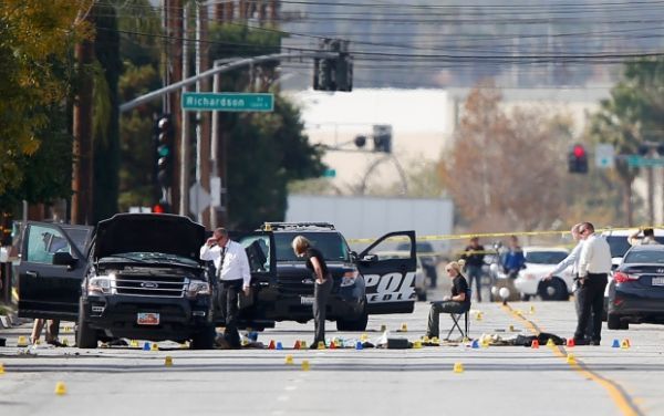 FBI: Τρομοκρατική ενέργεια η έρευνα για το μακελειό στην Καλιφόρνια