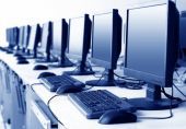Οριακά θετική η αγορά ηλεκτρονικών υπολογιστών στην ΕΜΕΑ