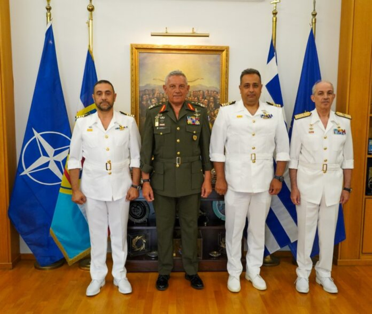 ΓΕΕΘΑ: Τιμήθηκαν αντιπλοίαρχοι που βοήθησαν στη σιδηροδρομική τραγωδία των Τεμπών