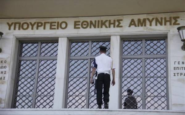 Διάψευση ΥΕΘΑ για πτήση Ακάρ στο Αιγαίο