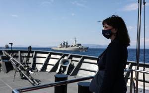 Επιθεώρηση του Στόλου από την Κατερίνα Σακελλαροπούλου: Υπερηφάνεια και σεβασμός