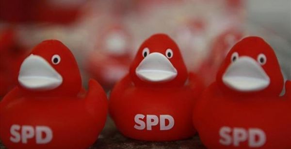 SPD: Η Ελλάδα θα χρειαστεί 77 δισ. ευρώ μέχρι το 2020