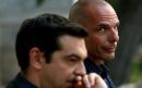 Παγωνιά στην κυβέρνηση μετά το Eurogroup με "ζεστό" το δημοψήφισμα