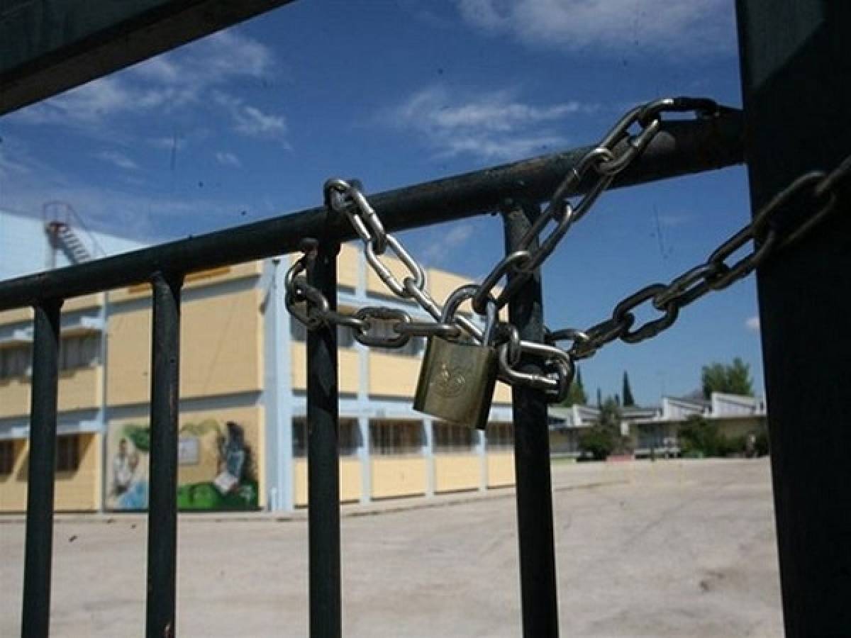 Αχαΐα: Υπό κατάληψη τρία λύκεια για μάσκες και υπεράριθμα τμήματα