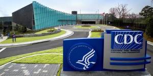 CDC: Προτείνει τρίτη δόση και για τα παιδιά 12-15 ετών