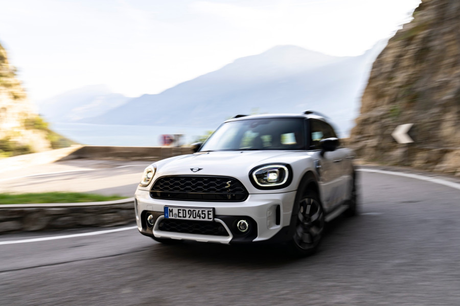 MINI Cooper SE Countryman ALL4 στην ειδική έκδοση Untamed Edition