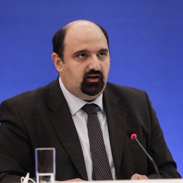 «Προαγωγή» Μητσοτάκη στον Τριαντόπουλο
