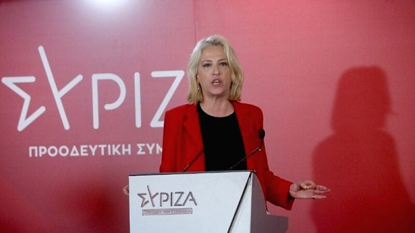 ΣΥΡΙΖΑ: Η Δούρου καρατόμησε την Κασιμάτη και περιμένει παραίτηση της Γεροβασίλη