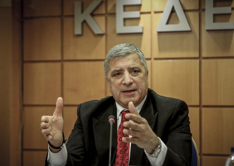 Ο Πατούλης στοχοποιεί τη Δούρου για τις πλημμύρες