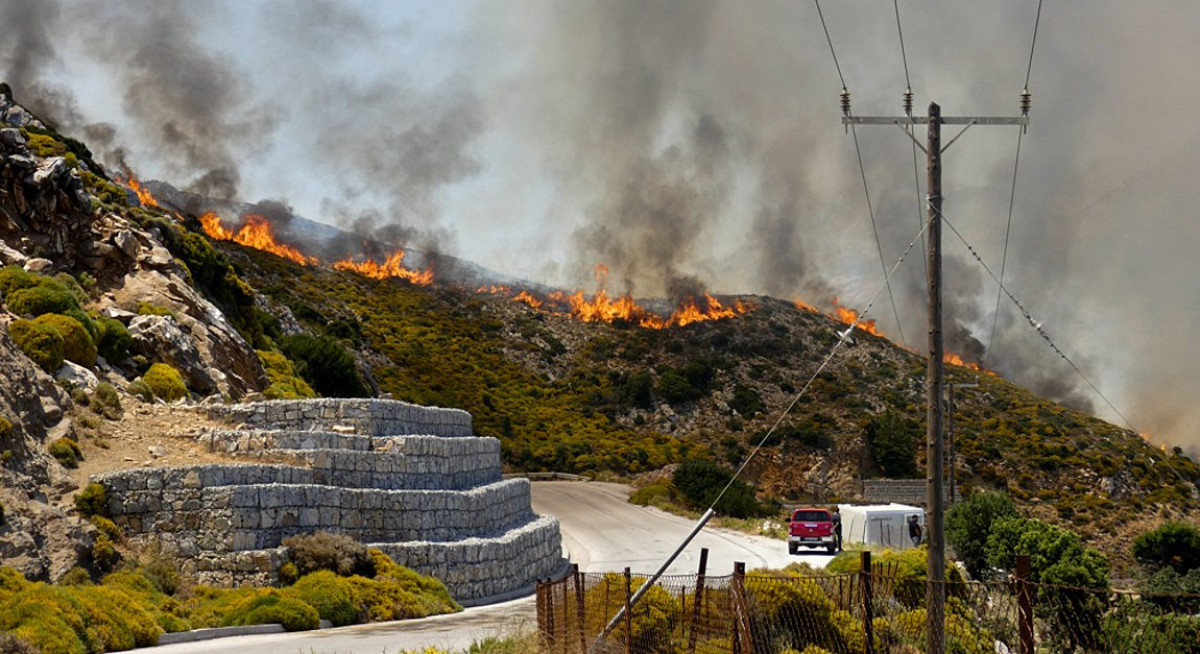 Συνελήφθη ηλικιωμένος για τη φωτιά στην Κεραμωτή Νάξου