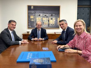 Θεοχάρης: Περήφανος για το νέο φορολογικό των ελεύθερων επαγγελματιών