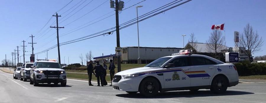 Μακελειό στον Καναδά: Ένοπλος δολοφόνησε τουλάχιστον 16 ανθρώπους