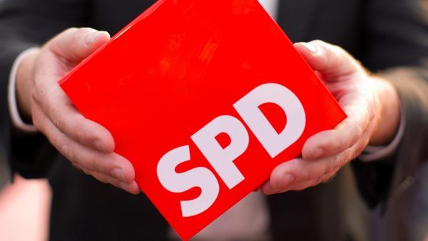 Γερμανία: Kερδίζει έδαφος και πάλι το SPD