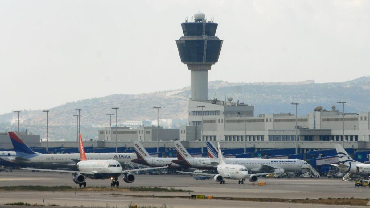 Μπλακ άουτ στα αεροδρόμια: Τα βήματα της διερεύνησης και οι ασάφειες που προκαλούν ανησυχία