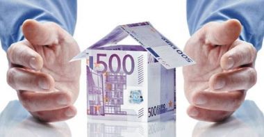 Η σκληρή αλήθεια ενός δανειολήπτη: Δεξιά και Αριστερά ψάχνουν λύση για τον υπερδανεισμό των νοικοκυριών, αλλά αυτή... αγνοείται