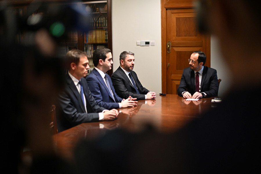 Ανδρουλάκης από Κύπρο: Απαιτούνται ευρωπαϊκές διπλωματικές πρωτοβουλίες για τη Μέση Ανατολή