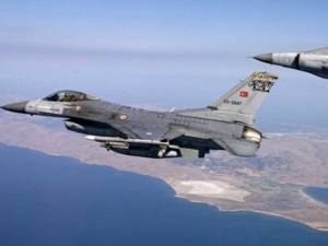 Τουρκικά F-16 πέταξαν πάνω από Οινούσσες και Παναγιά