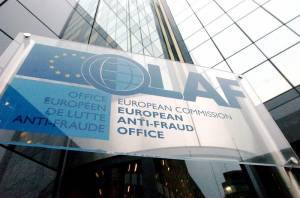 OLAF: Ψάχνει για 1,1 δισ. δόσεις «μαϊμού» εμβολίων