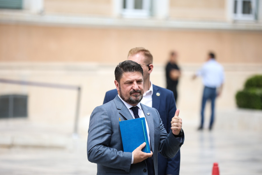 Η εμμονή του Χαρδαλιά με τις «66 γειτονιές» της Αττικής