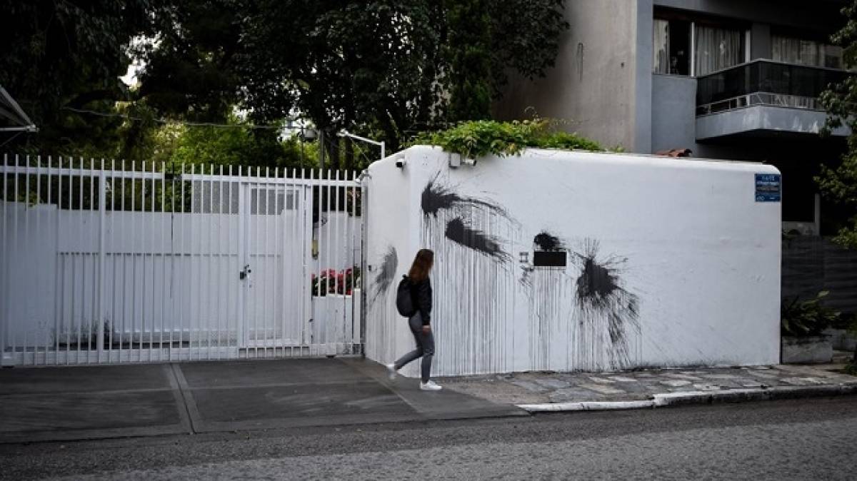Ο Ρουβίκωνας πίσω από την επίθεση στην οικία Πάιατ
