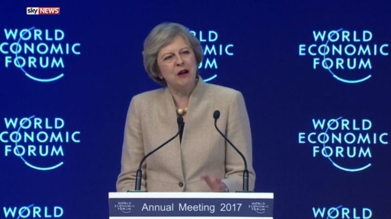 Μέι στο Νταβός: Η Βρετανία θα παραμείνει παγκόσμια εμπορική δύναμη