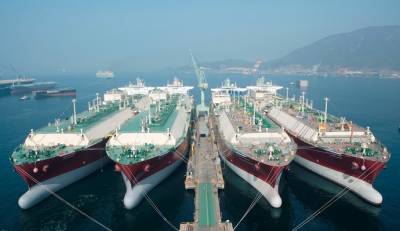 Η QatarEnergy παραγγέλνει έξι πλοία μεταφοράς LNG στη Νότια Κορέα