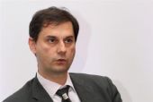 Θεοχάρης: Στο Μαξίμου επεξεργάζονται σχέδιο για δραχμή