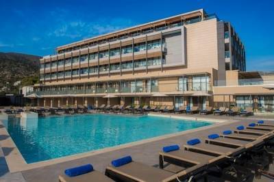 Άνοιξε το I Resort, στην περιοχή της Σταλίδας, στην Κρήτη