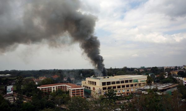 Κένυα: Συνεχίζεται η υπόθεση ομηρίας - Κατέρρευσε τμήμα του εμπορικού κέντρου