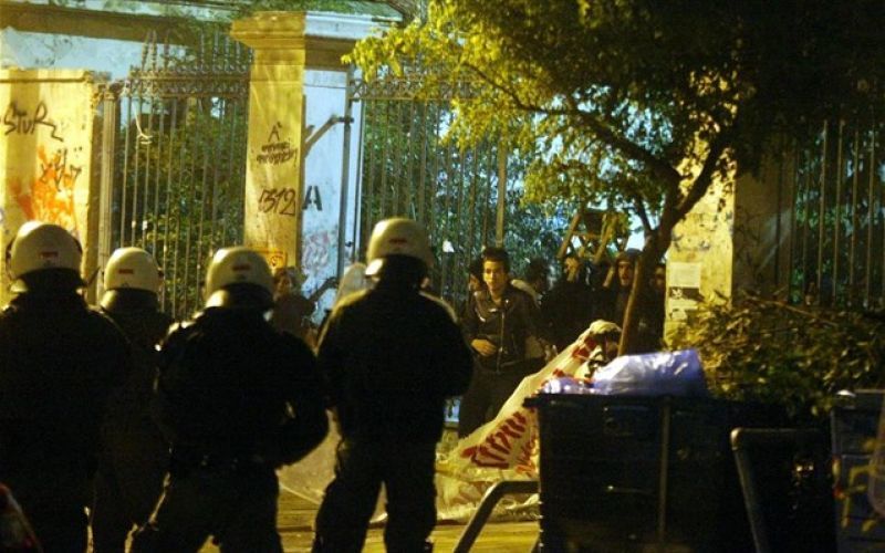 Μικροεντάσεις κατά την πορεία των Φοιτητικών Συλλόγων