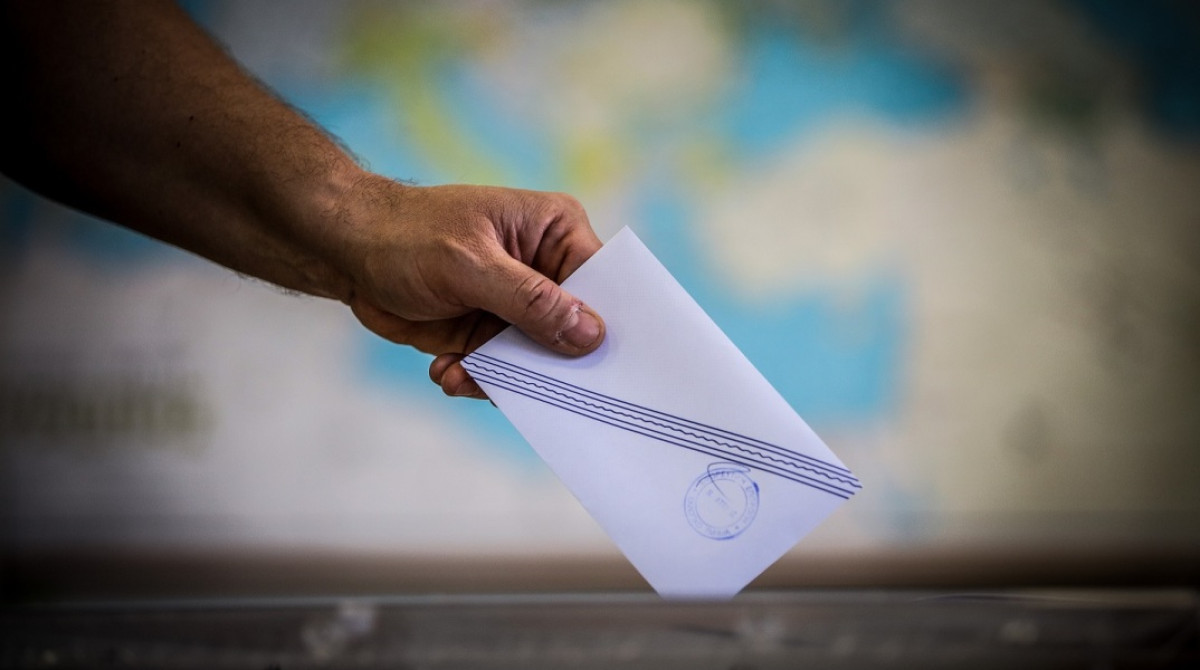 Η λίστα με τα κόμματα που κατεβαίνουν στις εκλογές-Ποια «κόπηκαν»