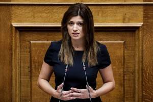 Νοτοπούλου: Επίθεση της κυβέρνησης στις μικρομεσαίες επιχειρήσεις τουρισμού και εστίασης