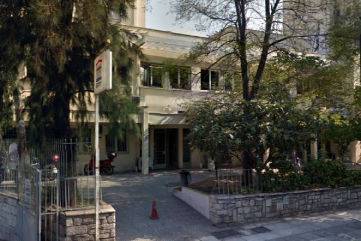 Βίντεο ντοκουμέντο: Σύλληψη γιατρού και νοσηλεύτριας για εικονικό εμβολιασμό