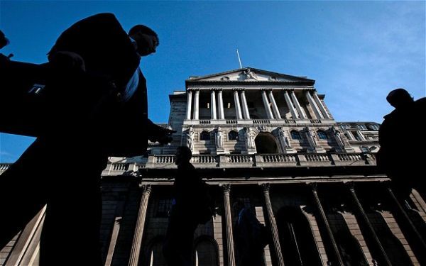BoE: Έξτρα κεφάλαια στις τράπεζες ενόψει δημοψηφίσματος
