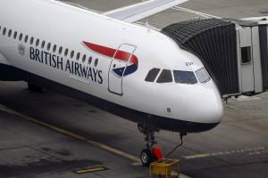 Η μητρική της British Airways εξετάζει προσφυγή κατά της κυβέρνησης