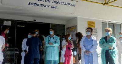 Ευαγγελισμός: Πάνω από 90 κρούσματα σε υγειονομικούς- Σταμάτησαν τα επισκεπτήρια
