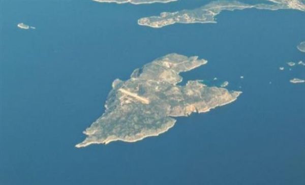 Δεν μας τα λένε καλά από το Μαξίμου για το επεισόδιο στην Ρω…