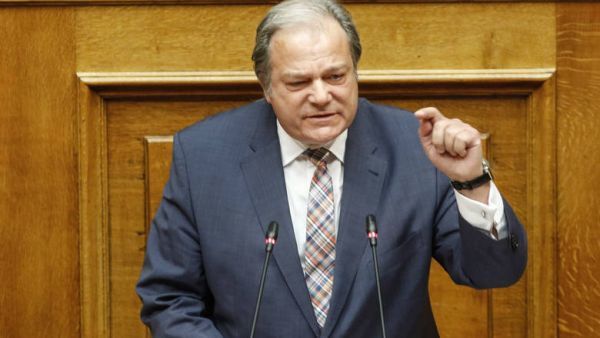 Βουλευτές του ΣΥΡΙΖΑ θέλουν τον Κατσίκη στην Επιτροπή Δεοντολογίας