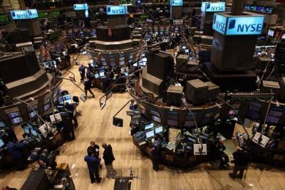 Με βαριές απώλειες ξεκινά ο Απρίλιος για την Wall Street