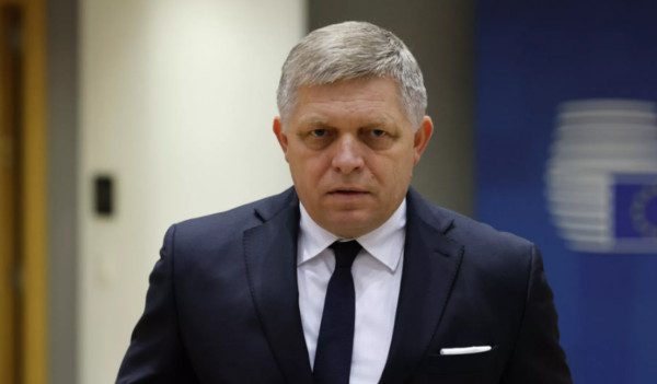 Η «Επανάσταση της Κιμωλίας»: Πώς ένα σύνθημα μαθητή εξελίχθηκε σε κίνημα διαμαρτυρίας στη Σλοβακία του Φίτσο