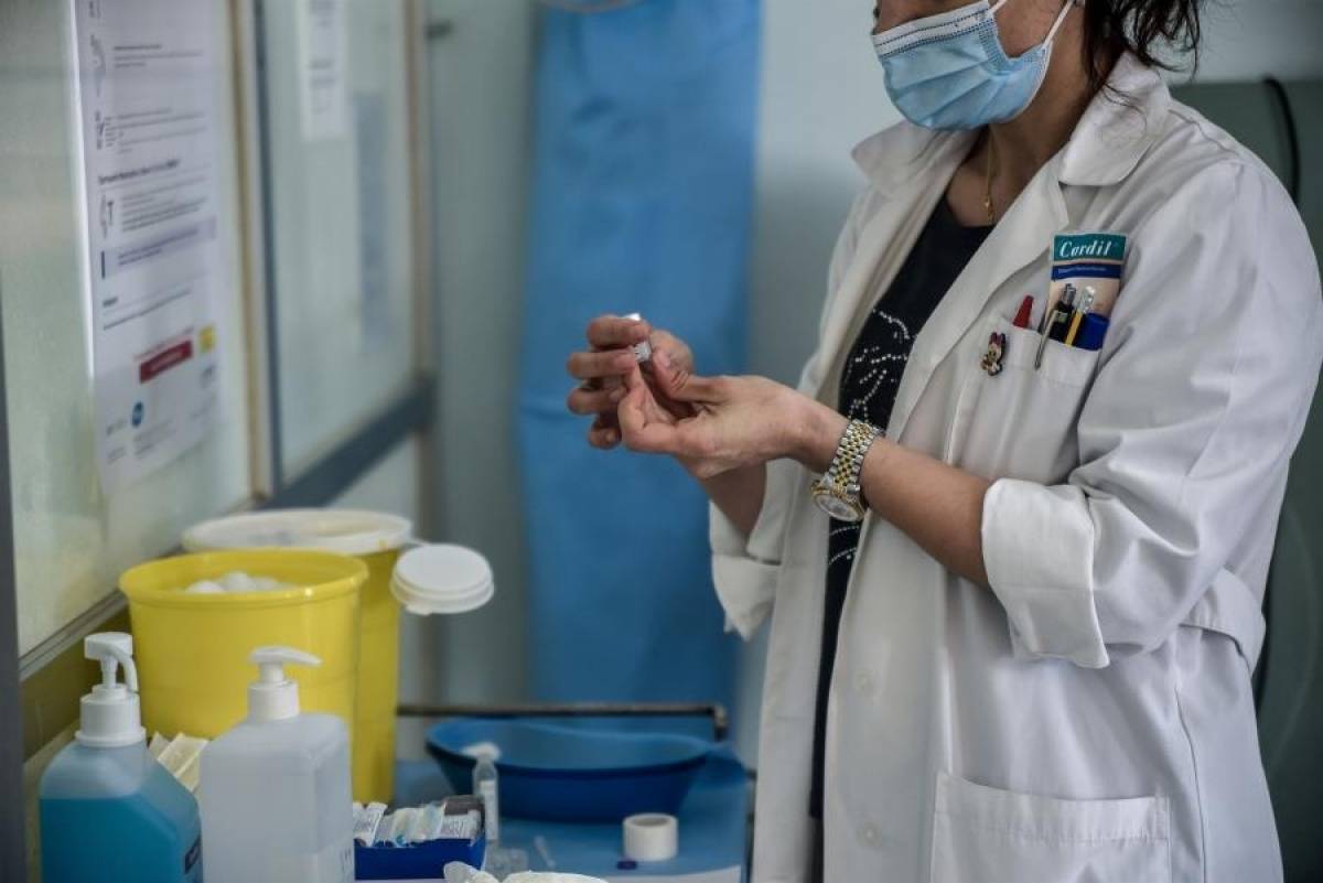 Ανοίγει τη Δευτέρα η πλατφόρμα emvolio.gov.gr για τους υπερήλικες