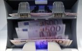 Λιγότερες εκροές από τις ελληνικές τράπεζες το Μάρτιο