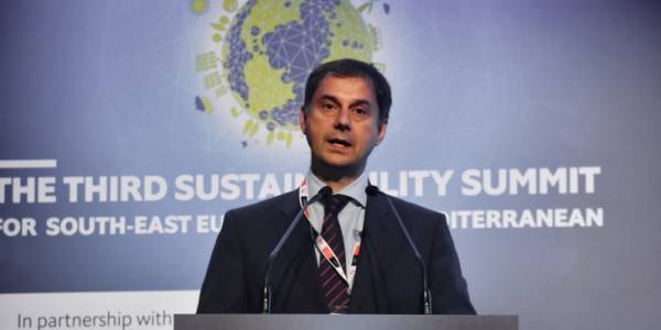 Θεοχάρης: Πρόταση τριών σημείων για την ελεύθερη ταξιδιωτική μετακίνηση