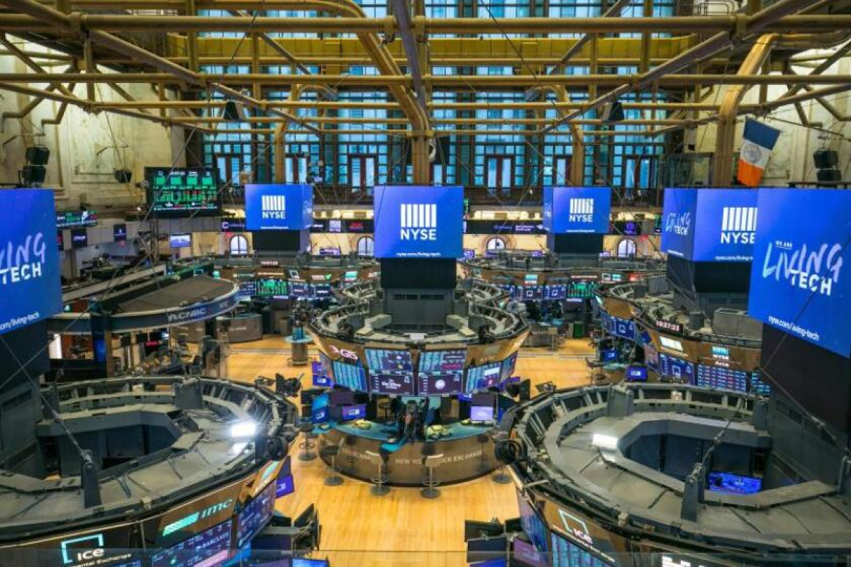 Τέταρτος μήνας κερδών για τον Dow- Ρεκόρ για τον Nasdaq