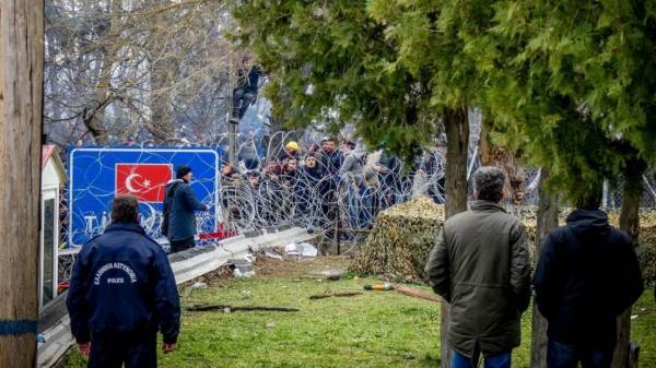 Το αποτρεπτικό SMS των ελληνικών αρχών σε μετανάστες