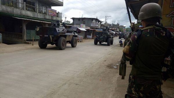 Συγκρούσεις στρατού και μαχητών του ISIS στις Φιλιππίνες
