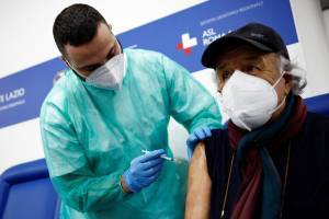 Ιταλία: 4η δόση για τους ανοσοκατεσταλμένους