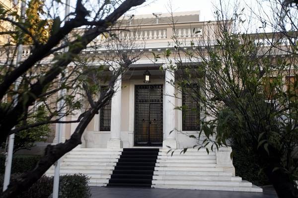 Μαξίμου: Αποτελεσματικές δικλείδες ασφαλείας στη Συμφωνία των Πρεσπών