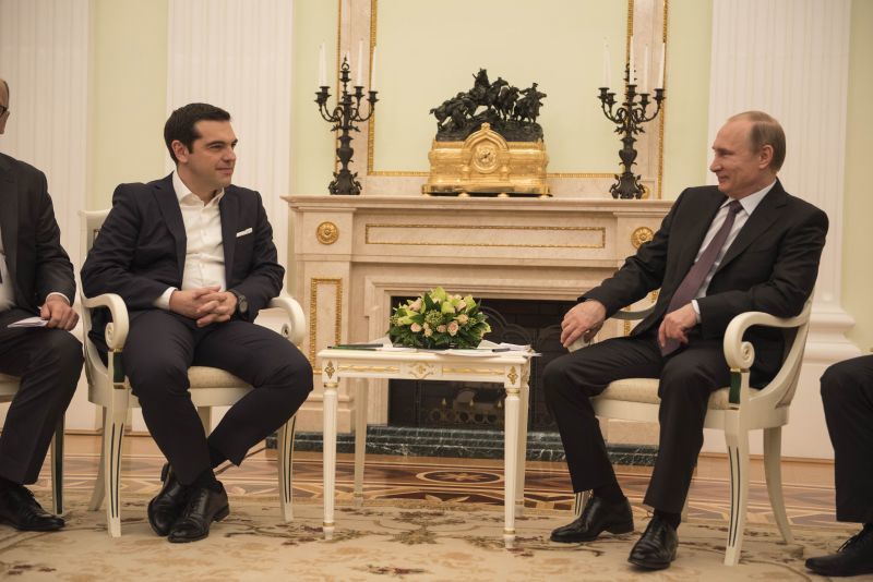 Πούτιν: Δεν αίρεται το εμπάργκο -Τσίπρας: Η Ελλάδα δεν είναι επαίτης