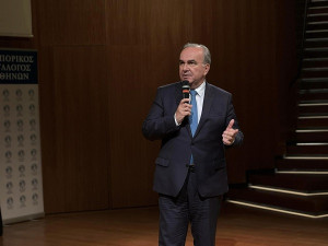 «Σήμα» Παπαθανάση για βελτίωση της ανταγωνιστικότητας των περιφερειών